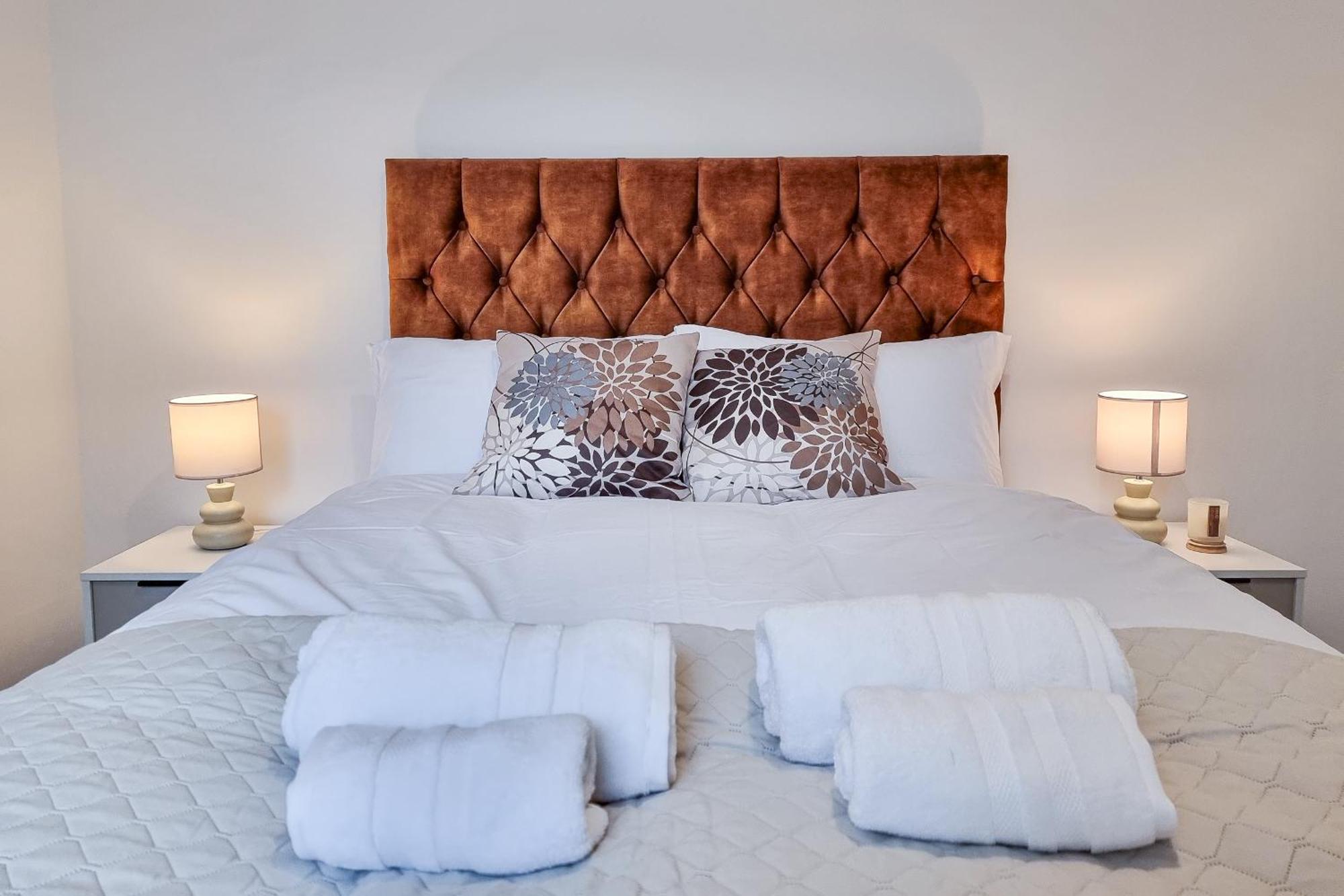 Ashfield Co-Living - Private Room Self-Cater Манчестер Экстерьер фото