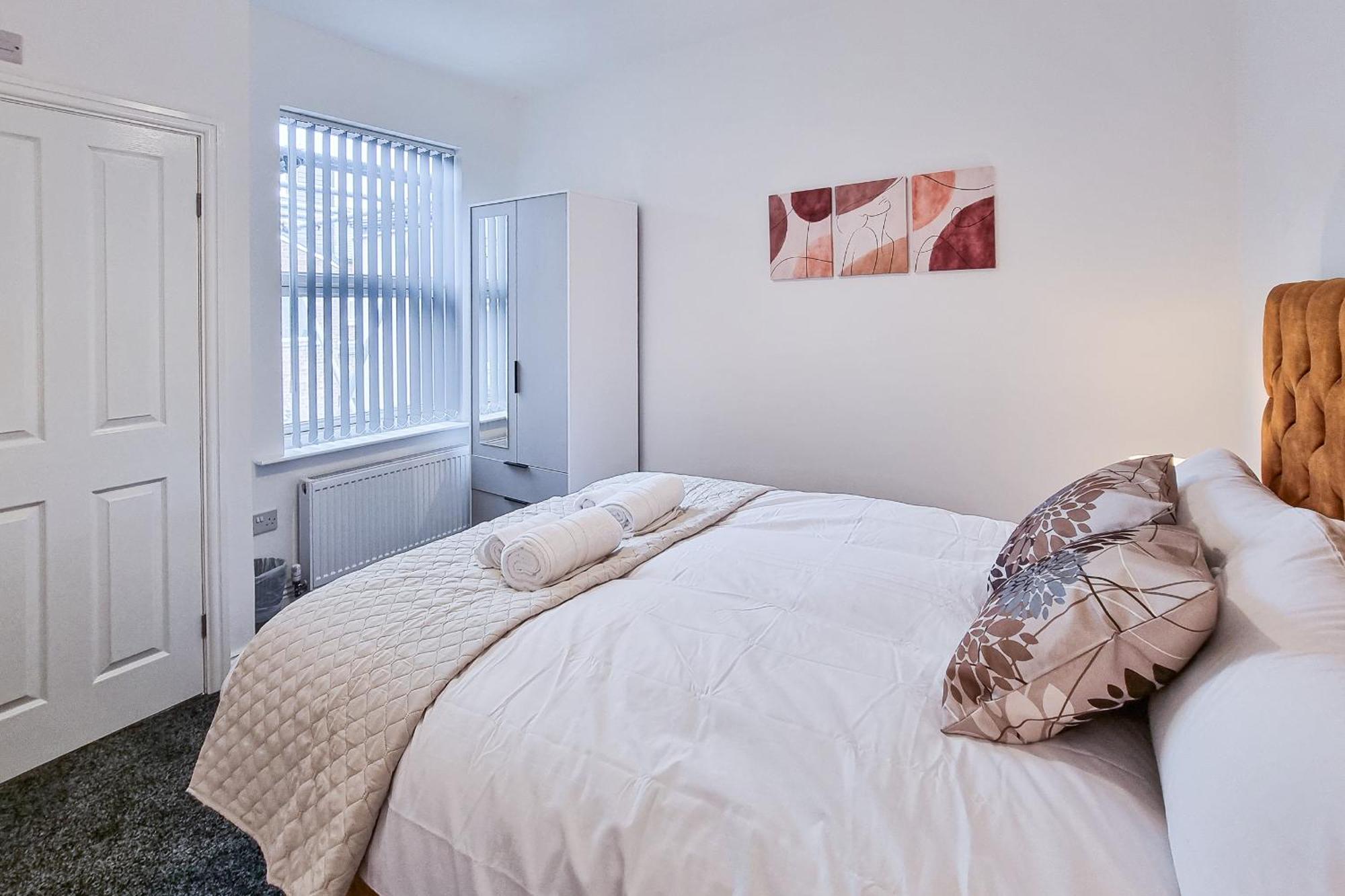 Ashfield Co-Living - Private Room Self-Cater Манчестер Экстерьер фото