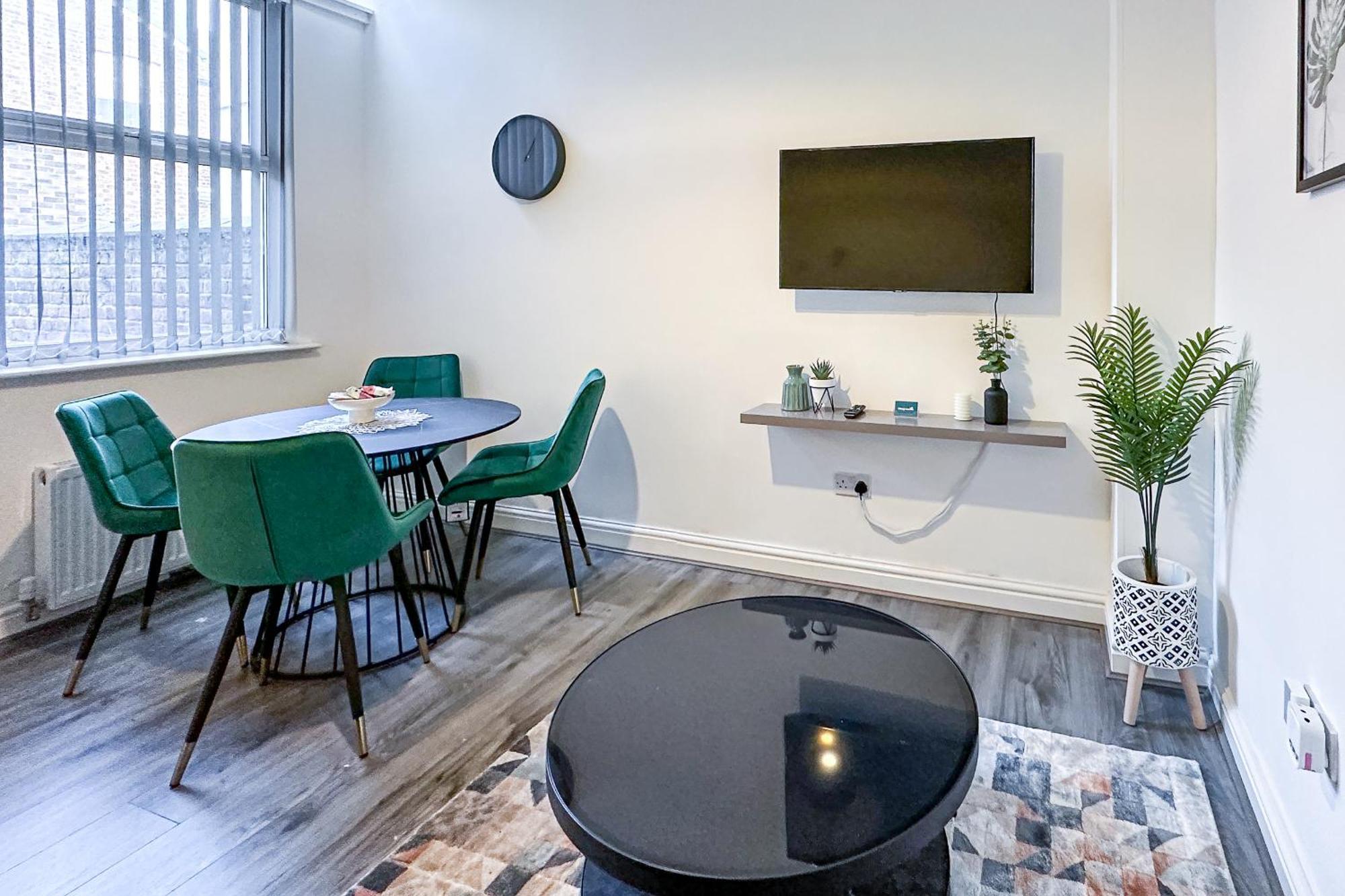 Ashfield Co-Living - Private Room Self-Cater Манчестер Экстерьер фото